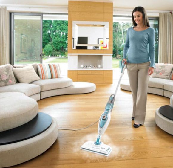 Scopa a vapore Steam Mop di Black&Decker (photo credit www.blackanddecker.it)
