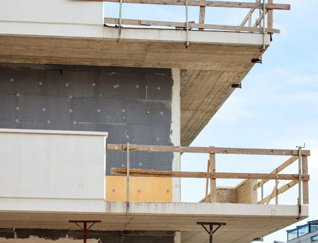 cantiere con realizzazione di cappotto