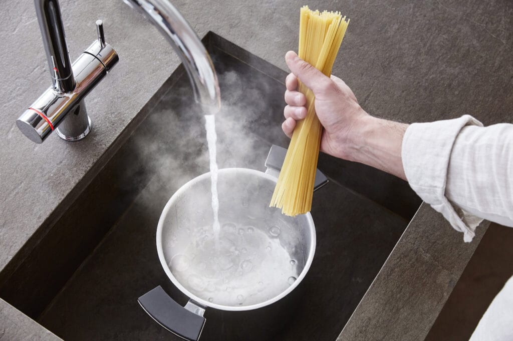 acqua bollente a 110°C