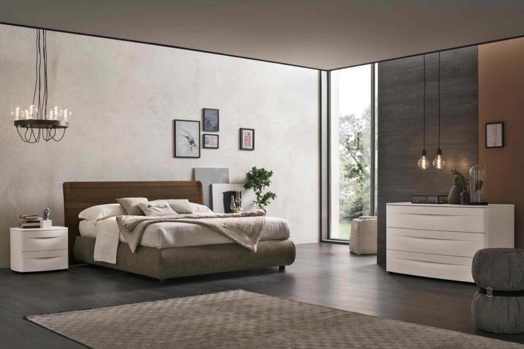 parete dietro al letto