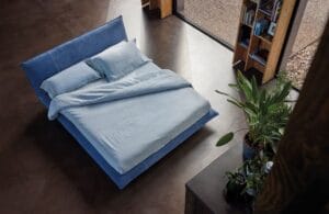 letto matrimoniale visto dall'alto