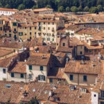 panorama di città toscana