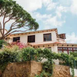 scorcio di villa nel verde